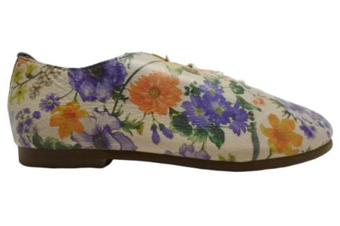 【かぼちゃの馬車 CA-15FL フラワー】フラワー柄の靴紐シューズ